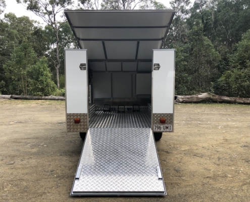 MXE-32P Enclosed Trailer