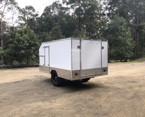 MXE-32P Enclosed Trailer