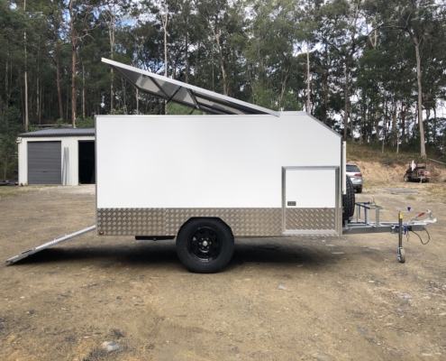 MXE-32P Enclosed Trailer