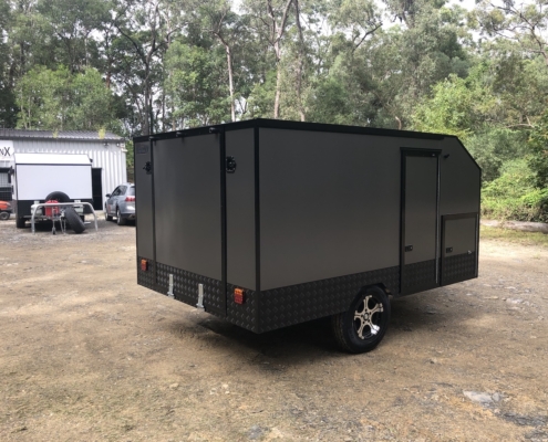 MXE-30P Enclosed Trailer Metallic Charcoal