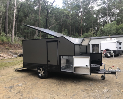 MXE-30P Enclosed Trailer Metallic Charcoal