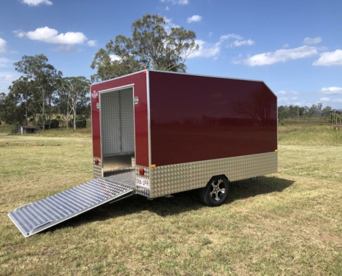 MXE-32FR Fixed Roof Enclosed Trailer