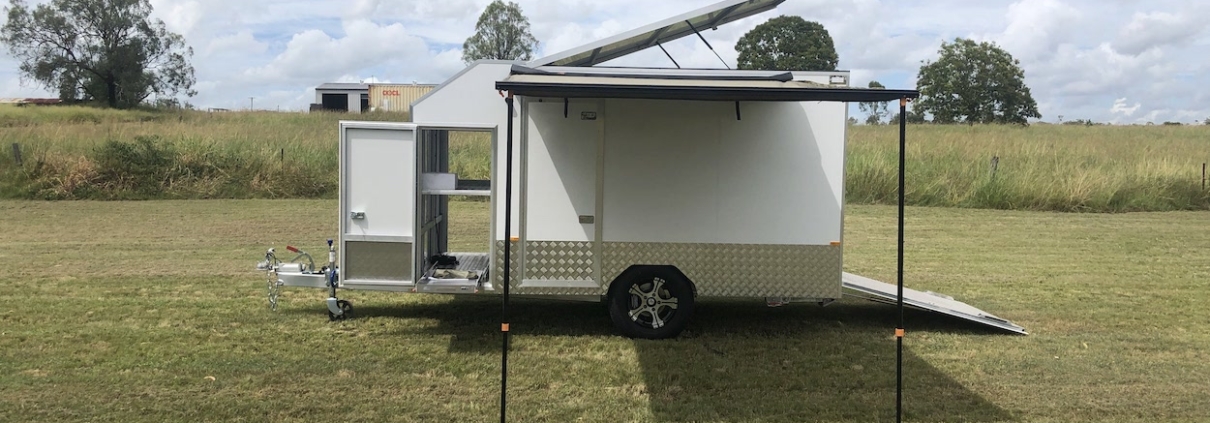 MXE-32PT Enclosed Motorbike Trailer