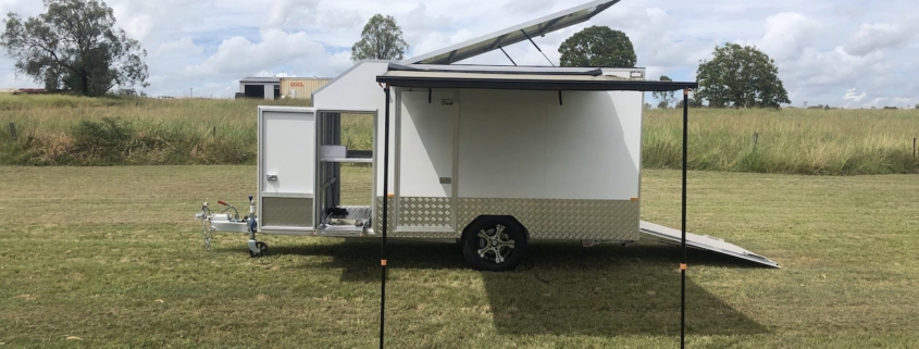 MXE-32PT Enclosed Motorbike Trailer