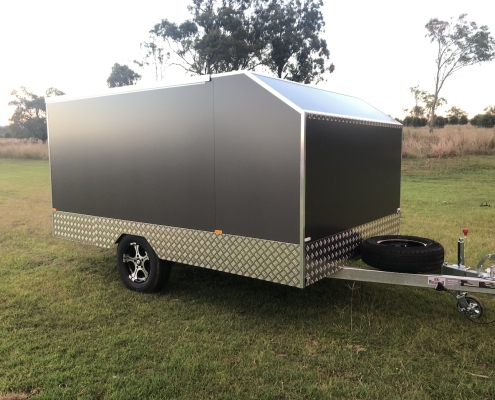 MXE-32PT Enclosed Motorbike Trailer