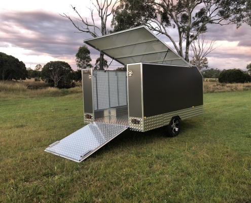 MXE-32PT Enclosed Motorbike Trailer