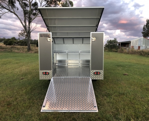 MXE-32PT Enclosed Motorbike Trailer