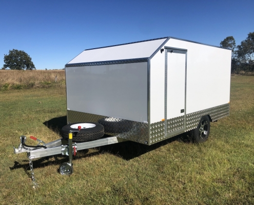 MXE-30FR Enclosed Motorbike Trailer